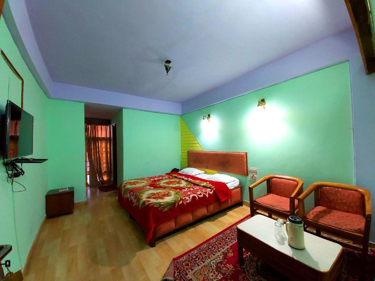 Hotel Radhe Continental Nainital Dış mekan fotoğraf