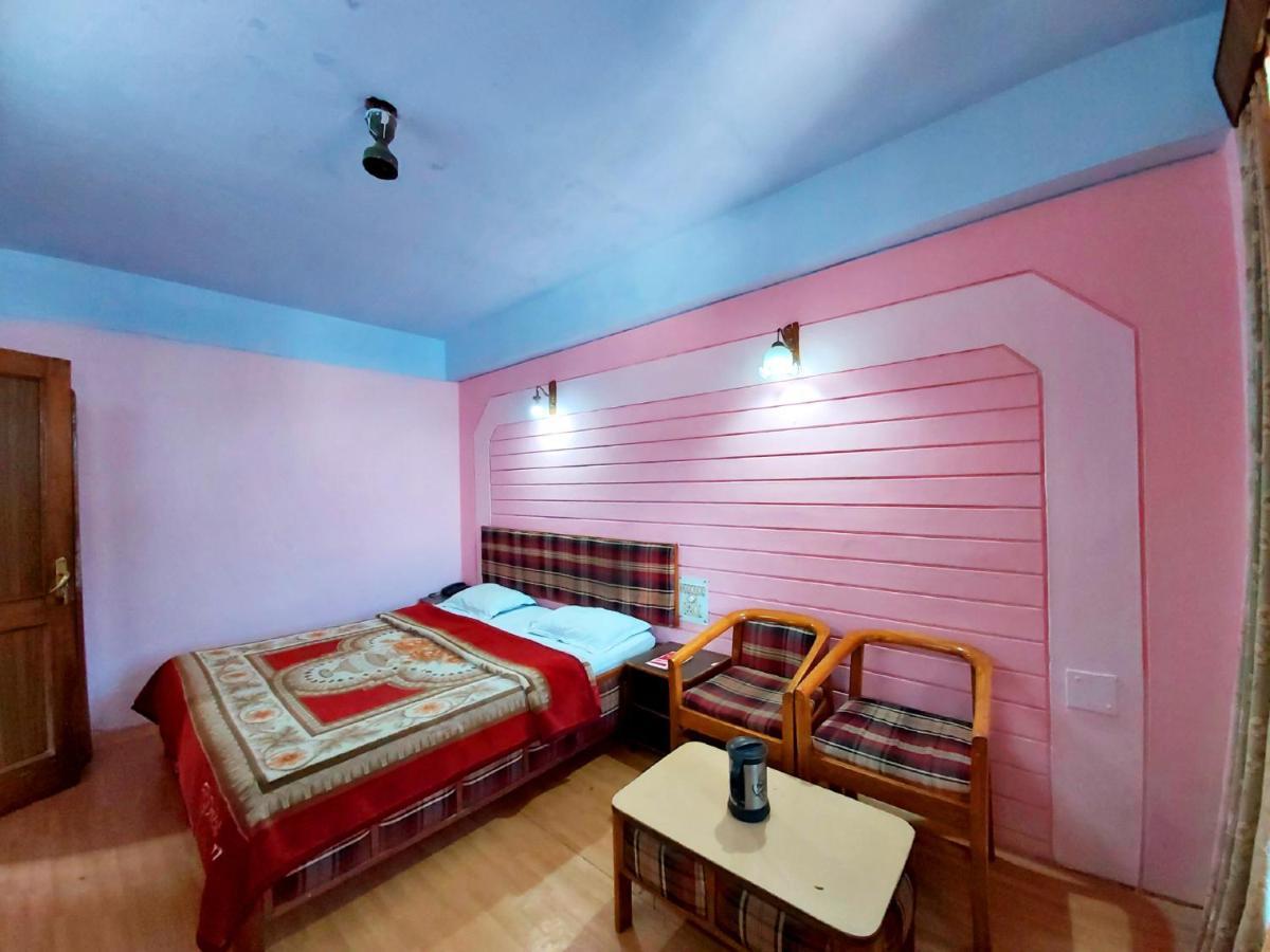 Hotel Radhe Continental Nainital Dış mekan fotoğraf
