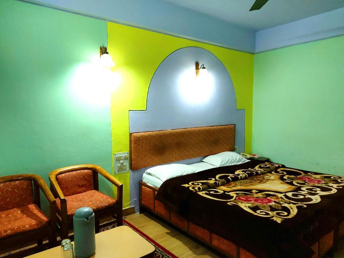 Hotel Radhe Continental Nainital Dış mekan fotoğraf