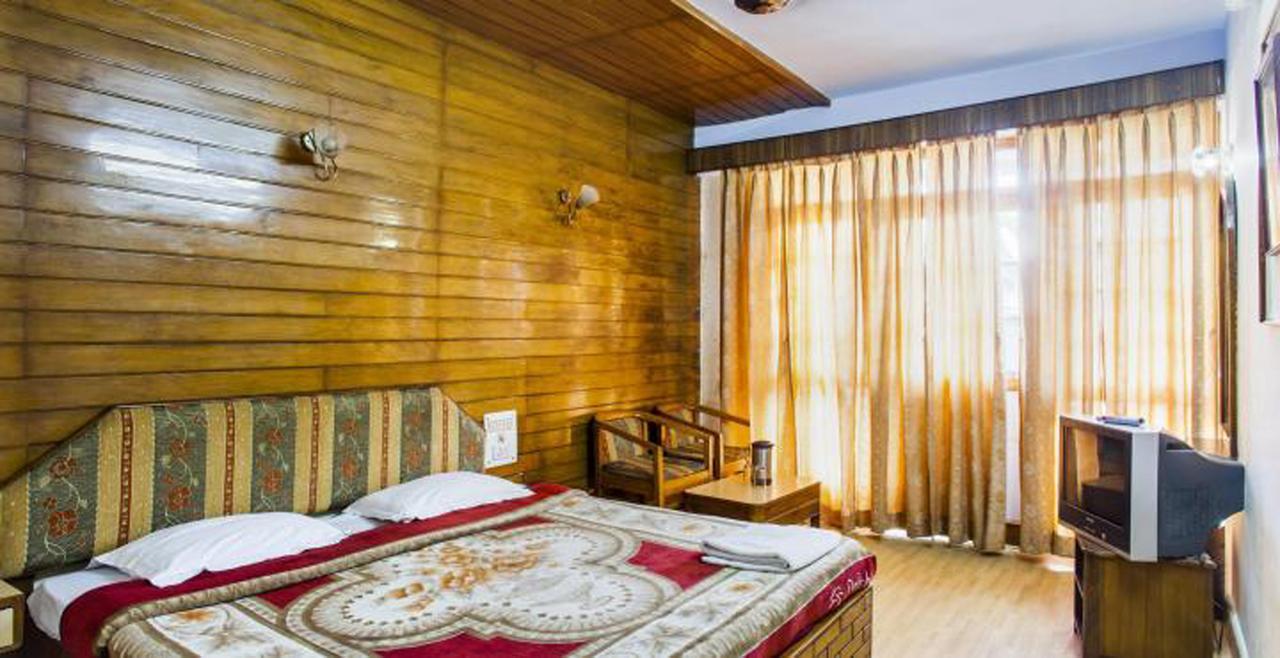Hotel Radhe Continental Nainital Dış mekan fotoğraf